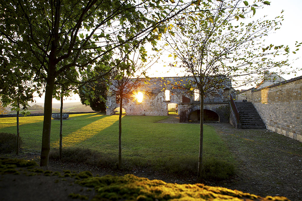 Vézelay coucher de soleil ancien réfectoire.